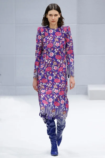 Look 38